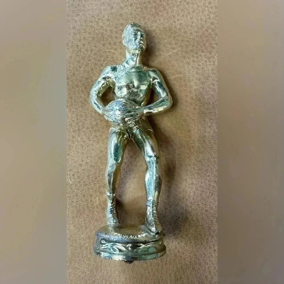 Vintage Basketball Gold Trophy Topper - Picture 2 of 7